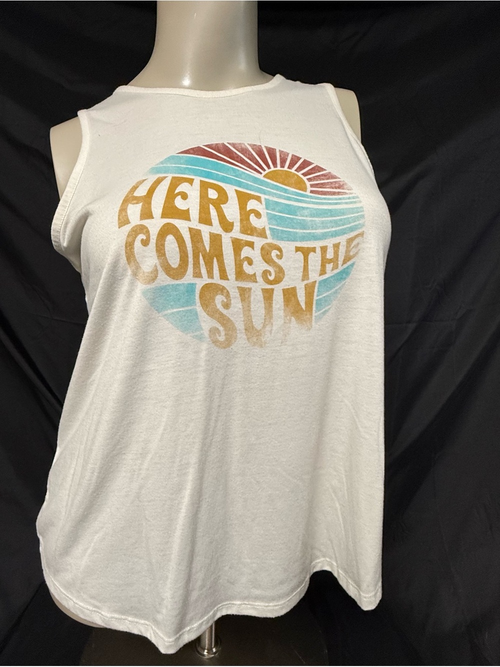 Maurices White Tank Top with Retro Sunburst Graphic